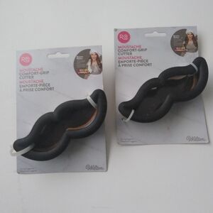 Nerdy Nummies x Rosanna Pansino moustache cookie cutter